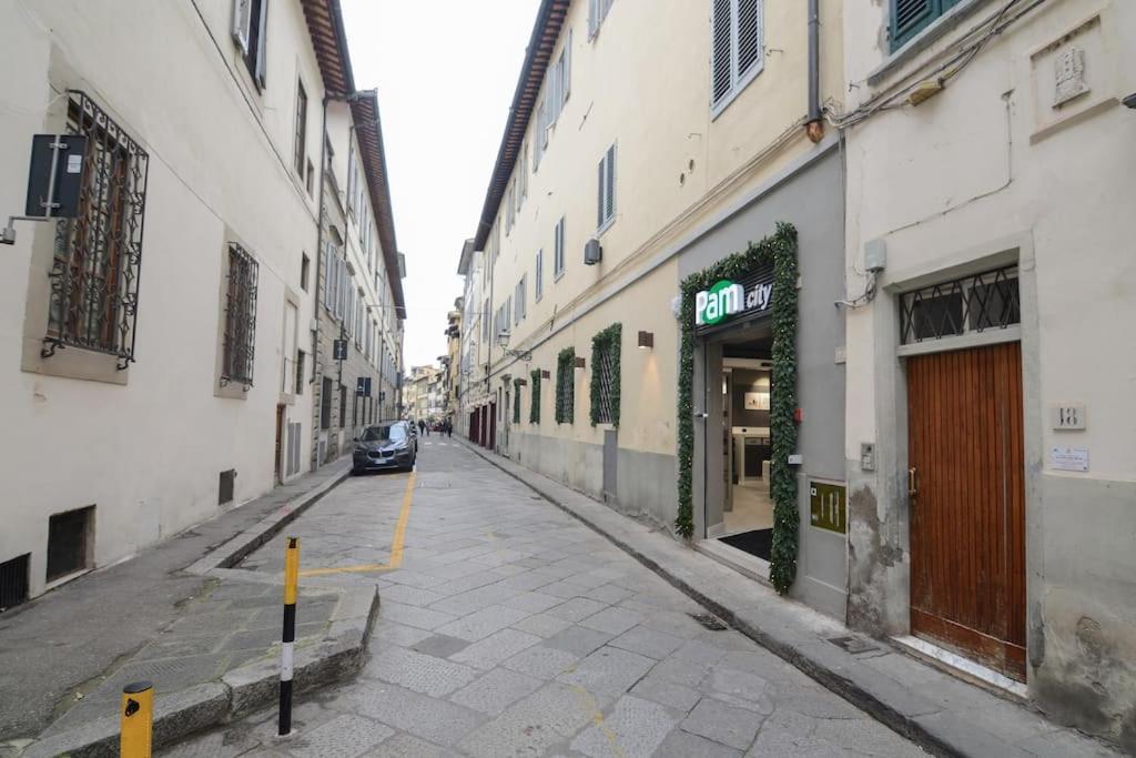 Keys Of Italy - Sgiuseppe 18 - Monolocale Intimo E Conveniente A Santa Croce Lejlighed Firenze Eksteriør billede